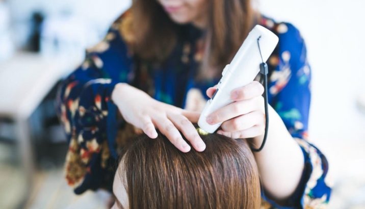 【育毛剤はどれがいい？】美容師が効果を実感した頭皮美容液3選